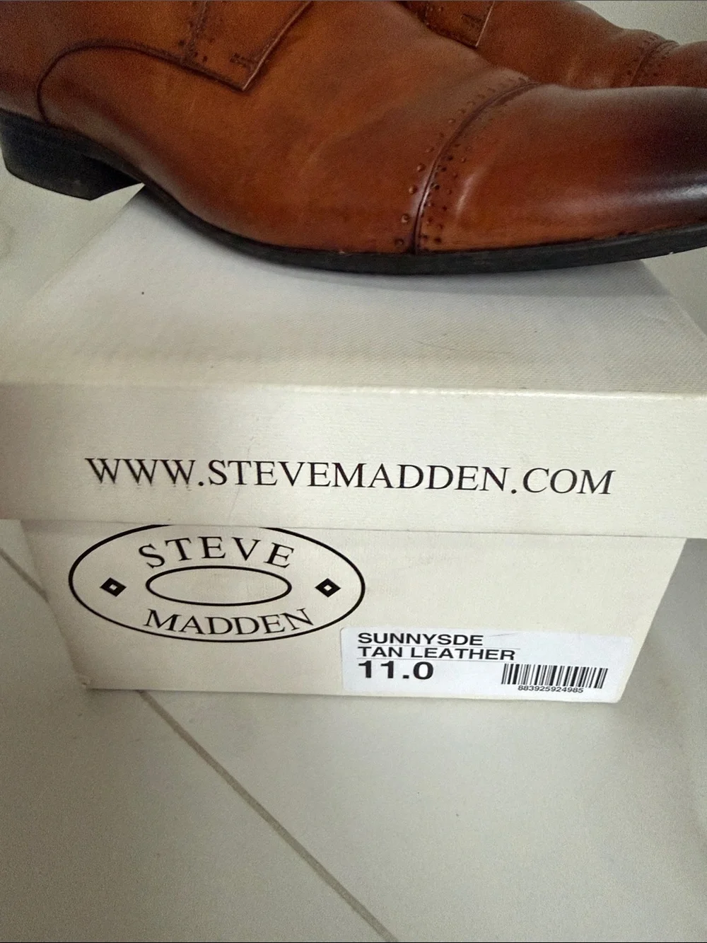 Steve Madden Two-Tone Brown Leather Cap-Toe Oxfords